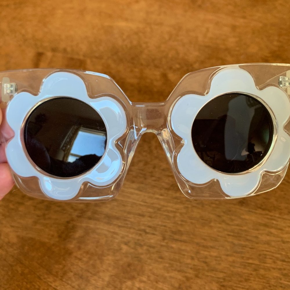 Fun Flower Sunglasses